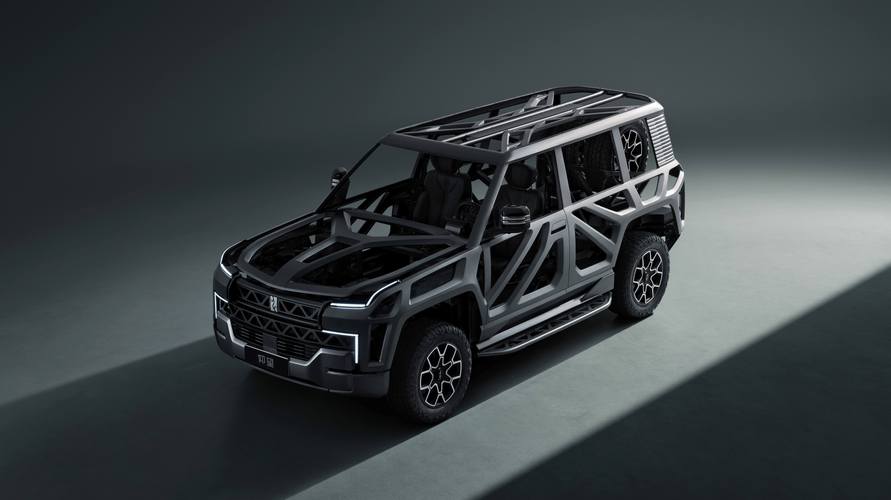 成都295仰望U8硬派越野的科技魅力，国能汽车对传统燃油车市场的冲击